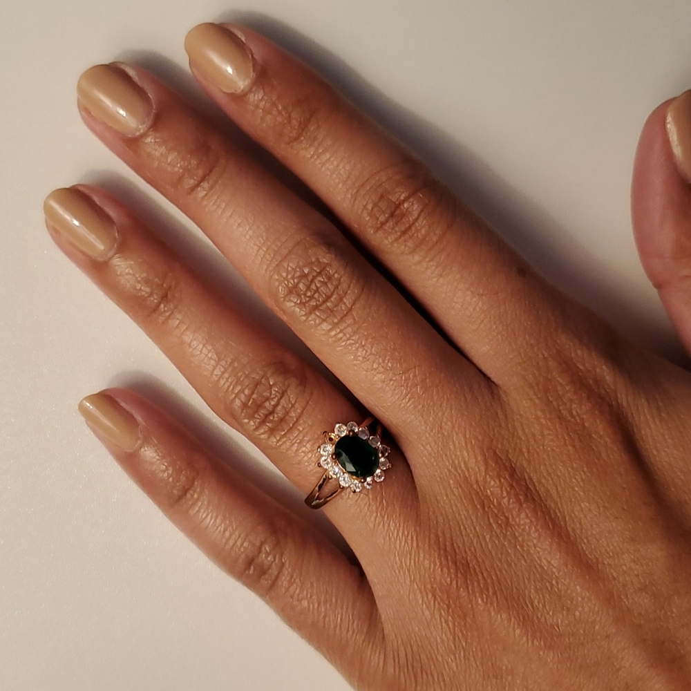 Emerald ring size 6